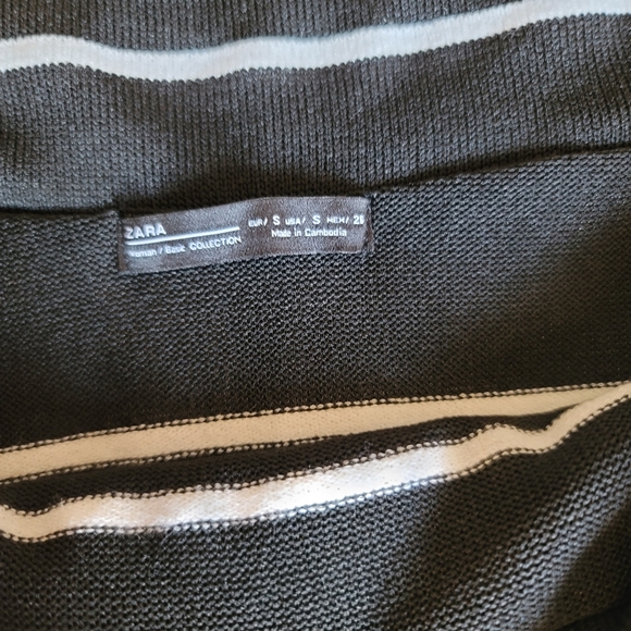 Top - Picture 2 of 3